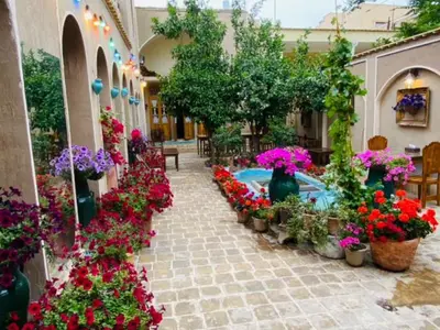 اقامتگاه سنتی صالحی 2 - واحد یک تخته بالا