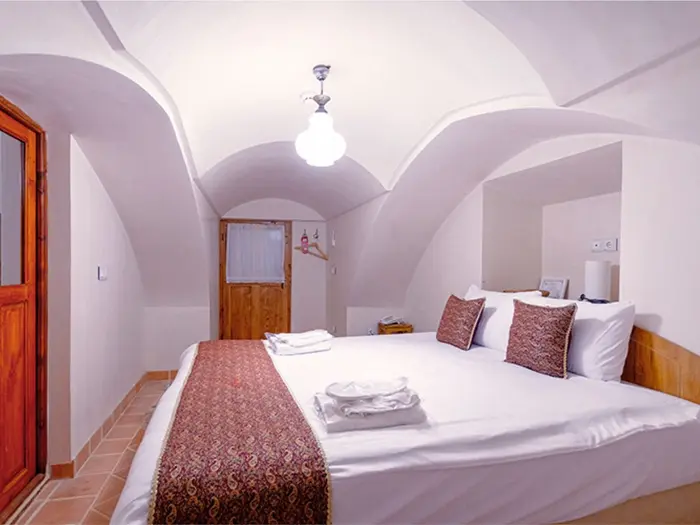 اقامتگاه سنتی سرای قجر - واحد 113