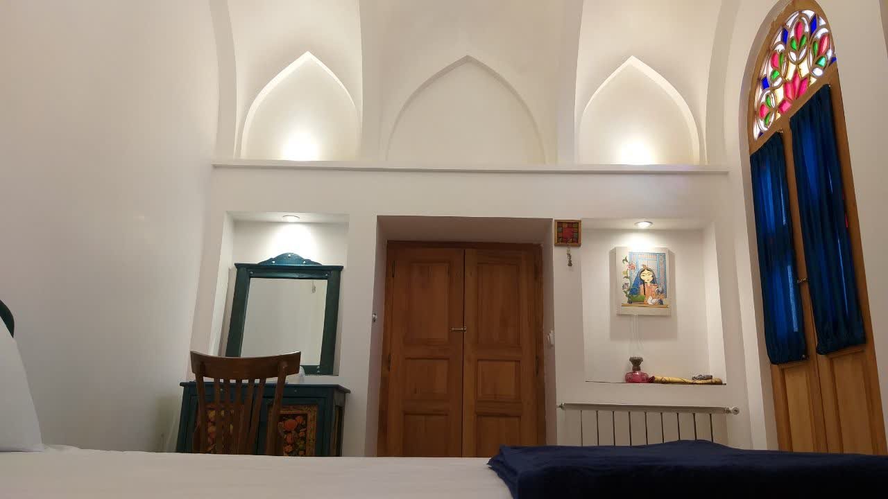 دلنواز کاشان - واحد ۵ مهین دخت