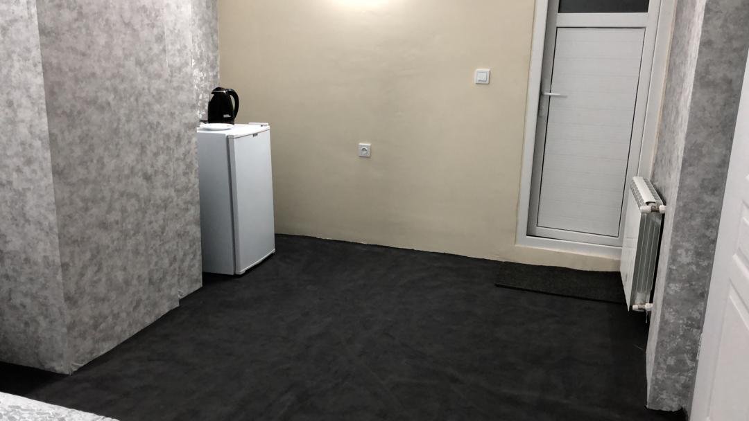 فلت روانمهر انقلاب 7