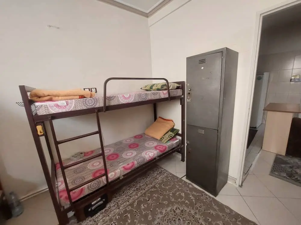 هاستل ویژه آقایان رودکی - واحد 3