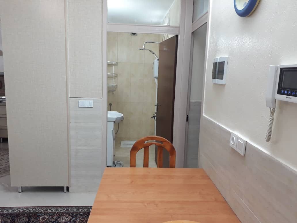 آپارتمان یک خوابه بزرگمهر