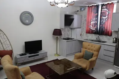 آپارتمان یک خوابه ماندگار 1 ارامنه