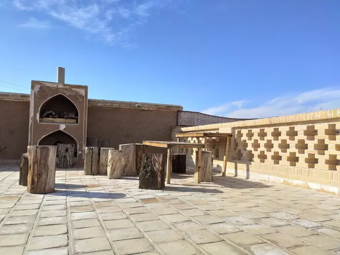 بوم گردی خانم تاج - اتاق گندم