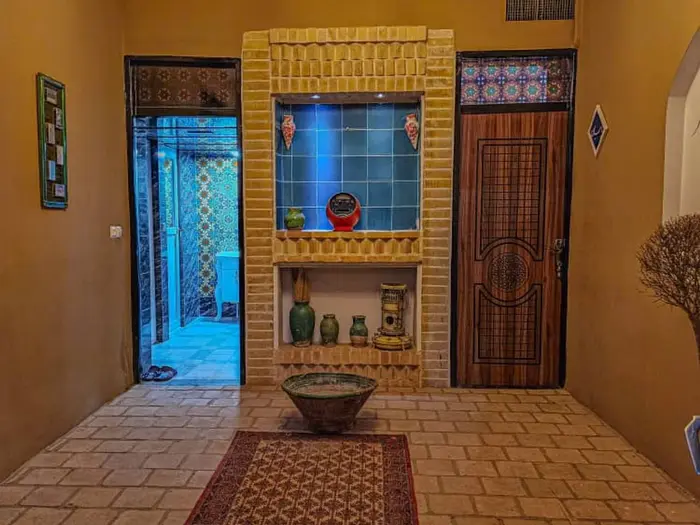 عمارت سرهنگ - واحد رسدبان