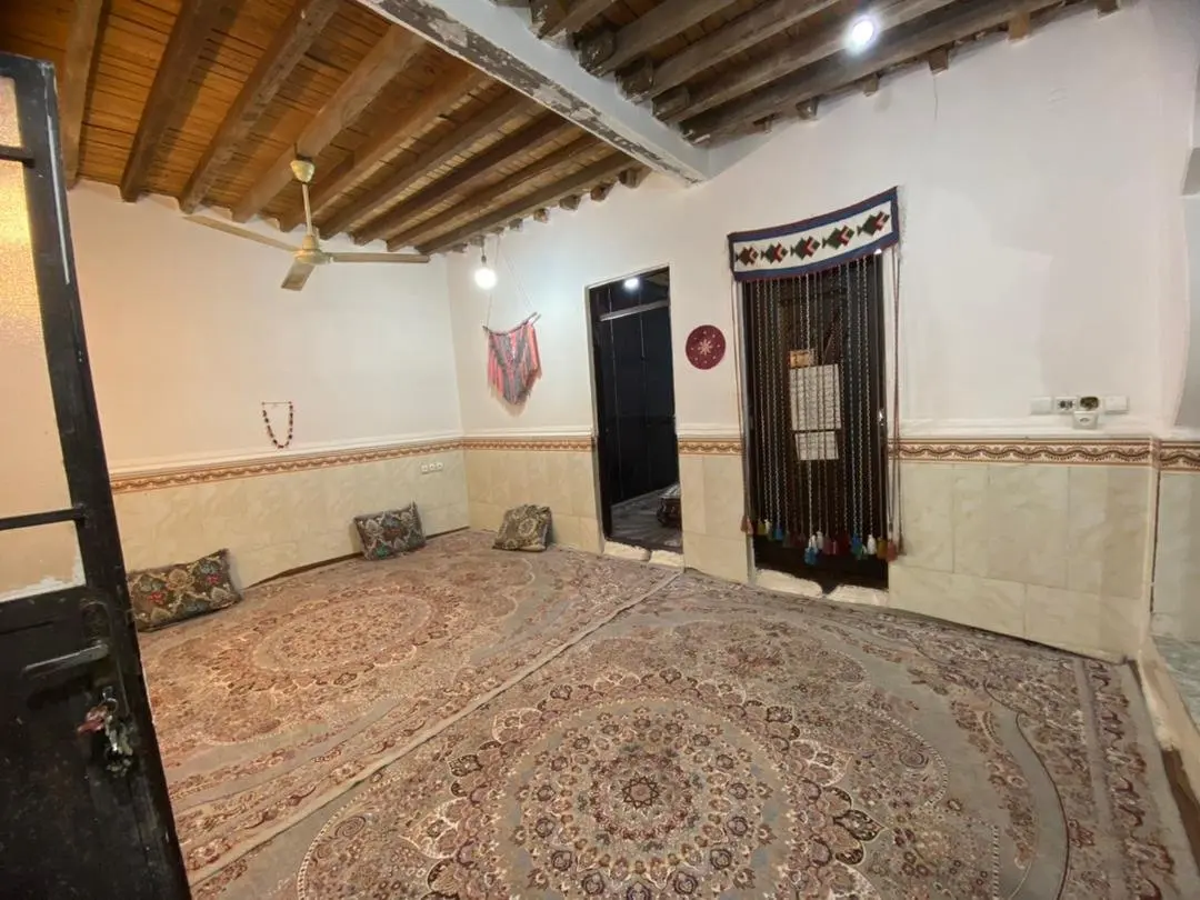 اقامتگاه سنتی دوخوابه روستایی کرانه