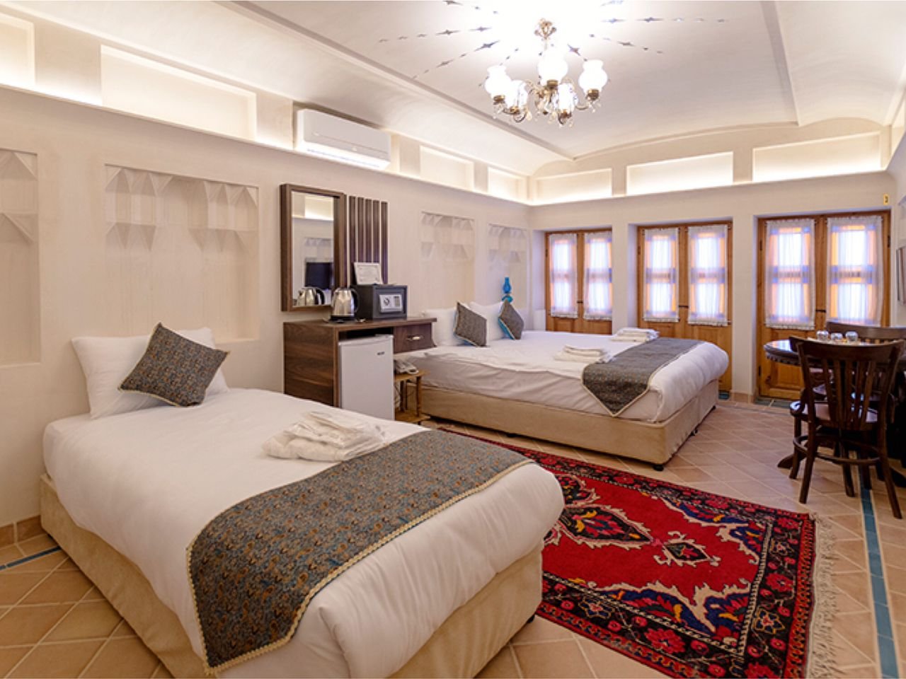 اقامتگاه سنتی سرای قجر - واحد 110