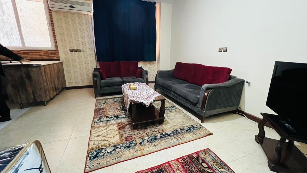آپارتمان یک خوابه نقش جهان 1