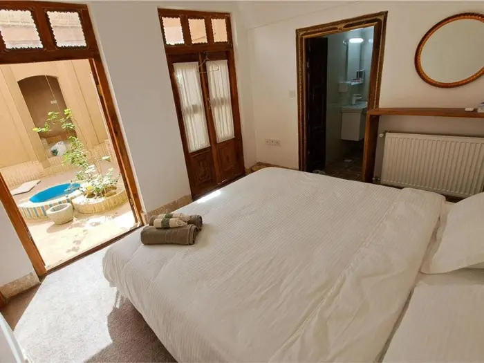 بوم گردی سه خوابه کیجا 1