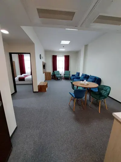 مجتمع اقامتی یک خوابه آستانه - واحد پنج تخته 1