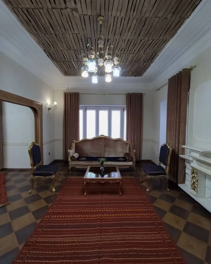 اقامتگاه سنتی یک خوابه اصالت واحد شاه نشین