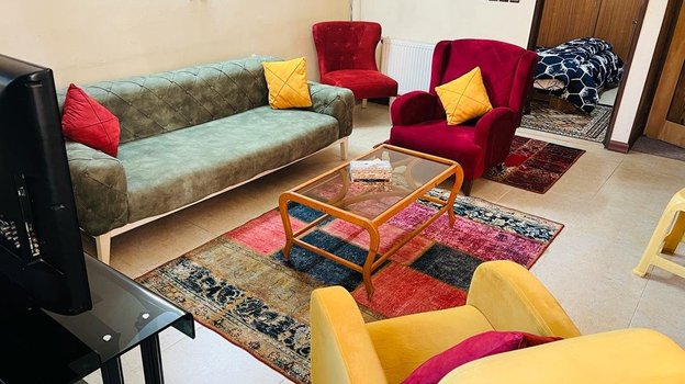 آپارتمان یک خوابه نقش جهان 2