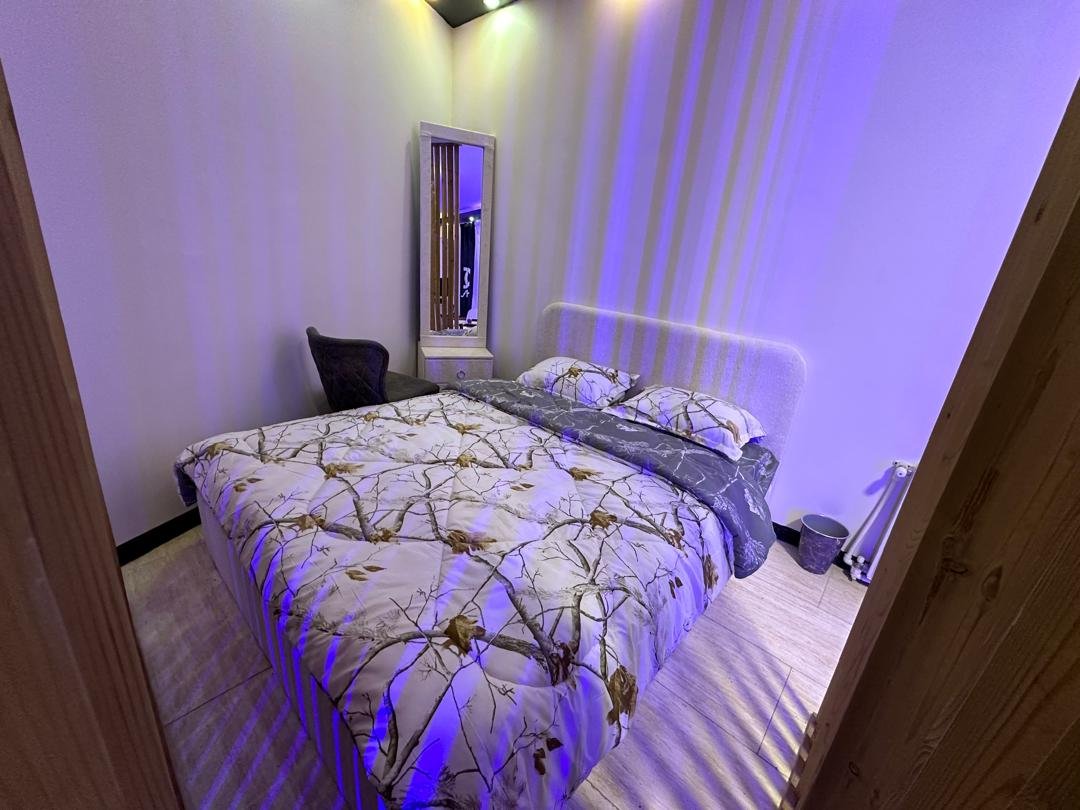 فلت کیارنگ 4 اندرزگو