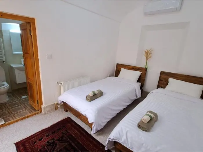 بوم گردی سه خوابه کیجا 1