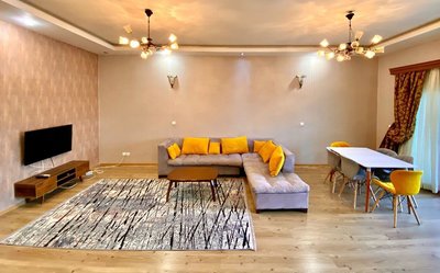 آپارتمان دوخوابه A2 اول غربی