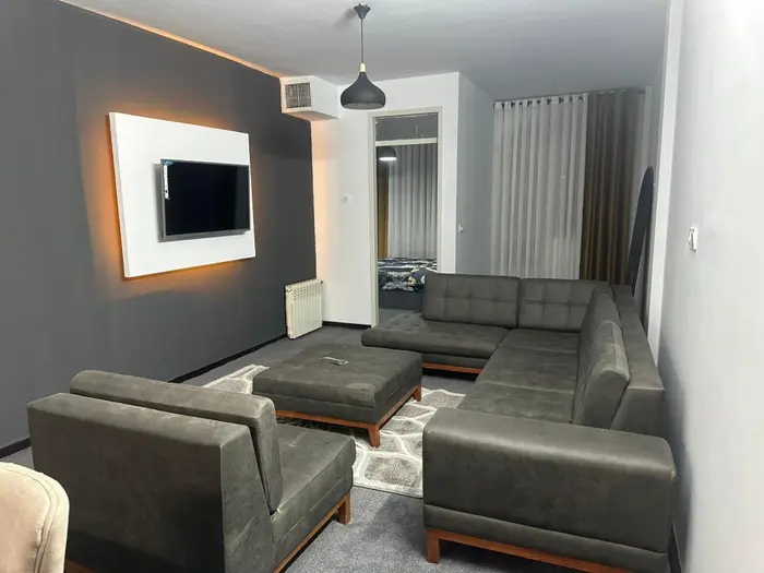 آپارتمان یک خوابه  لاله جنت آباد جنوبی 11