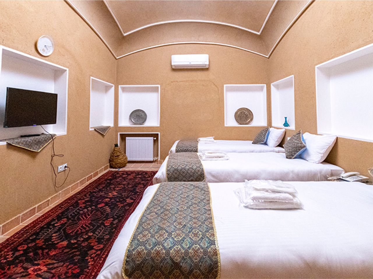 سرای قجر - واحد 105