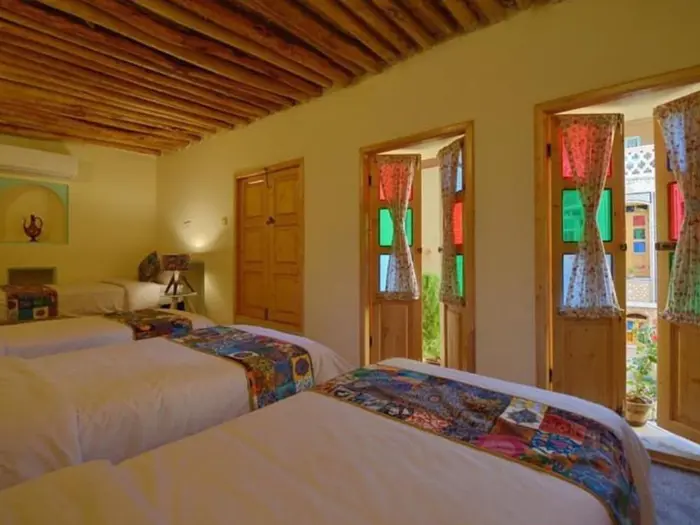 بوم گردی سرای همایونی - واحد پوران