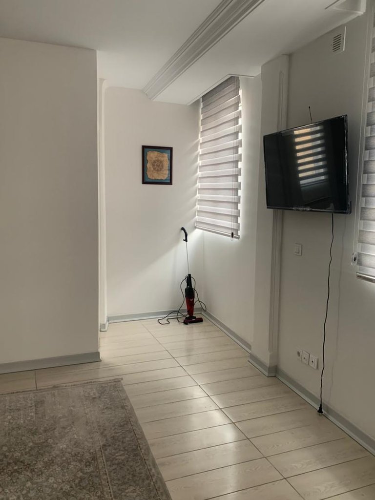 آپارتمان یک خوابه خندان چهارراه قصر 4