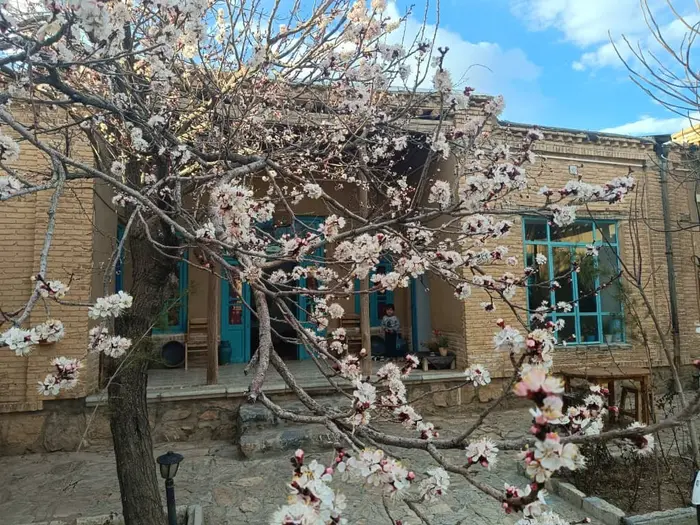 بوم گردی خانه دوستی - واحد خاتون