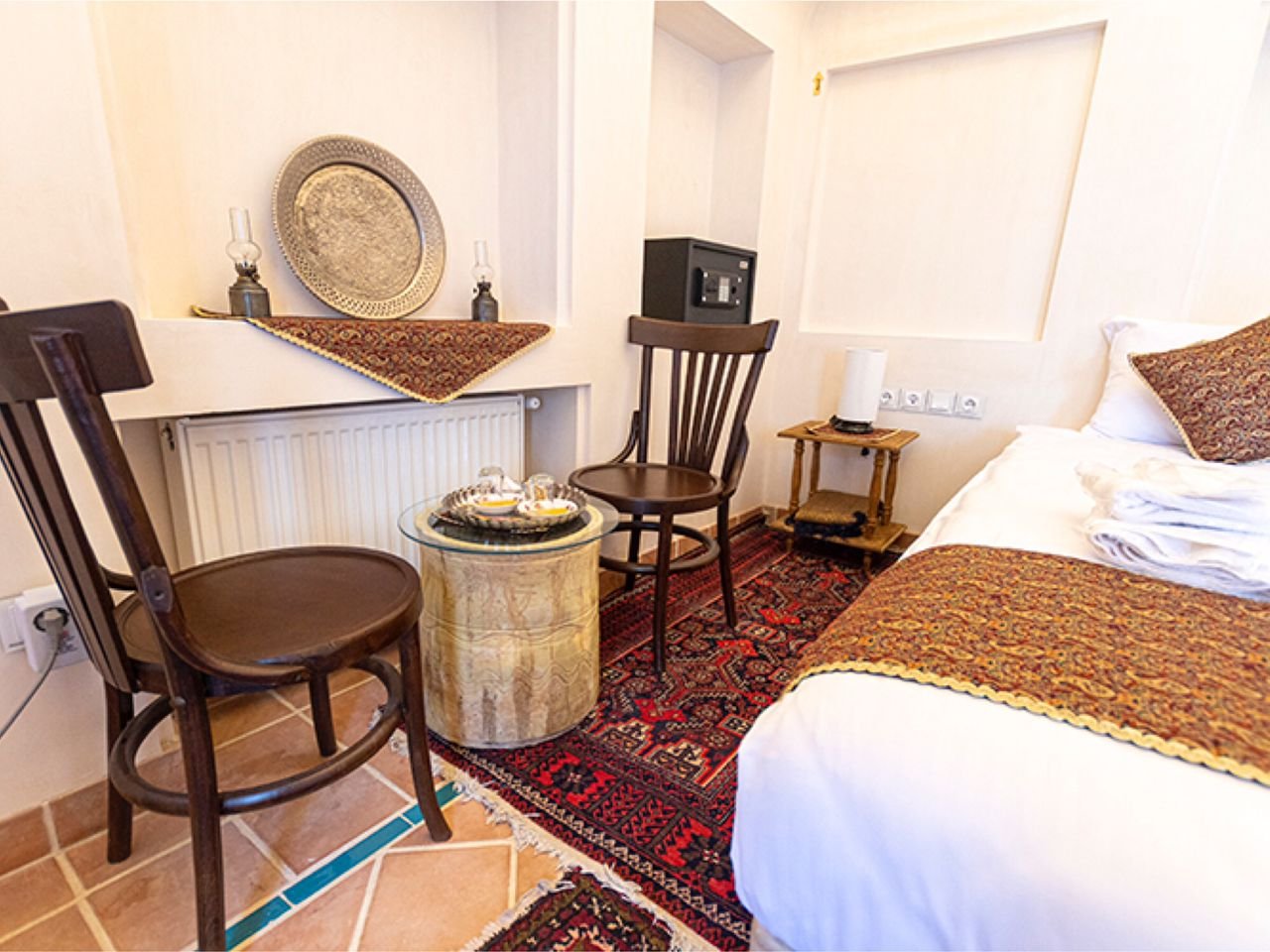 اقامتگاه سنتی سرای قجر - واحد 102