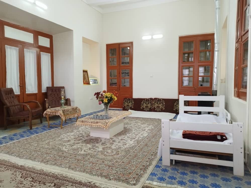 اقامتگاه سنتی حاج نخعی - واحد مادربزرگ