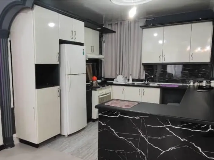 دوخوابه اسکندرزاده پیامبر شرقی