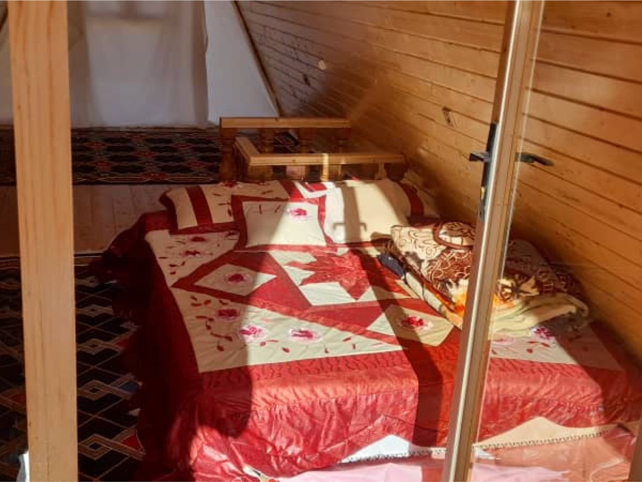 یک خوابه سوئیسی افشین لفور