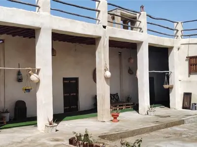 بومگردی چیرا - واحد هنا