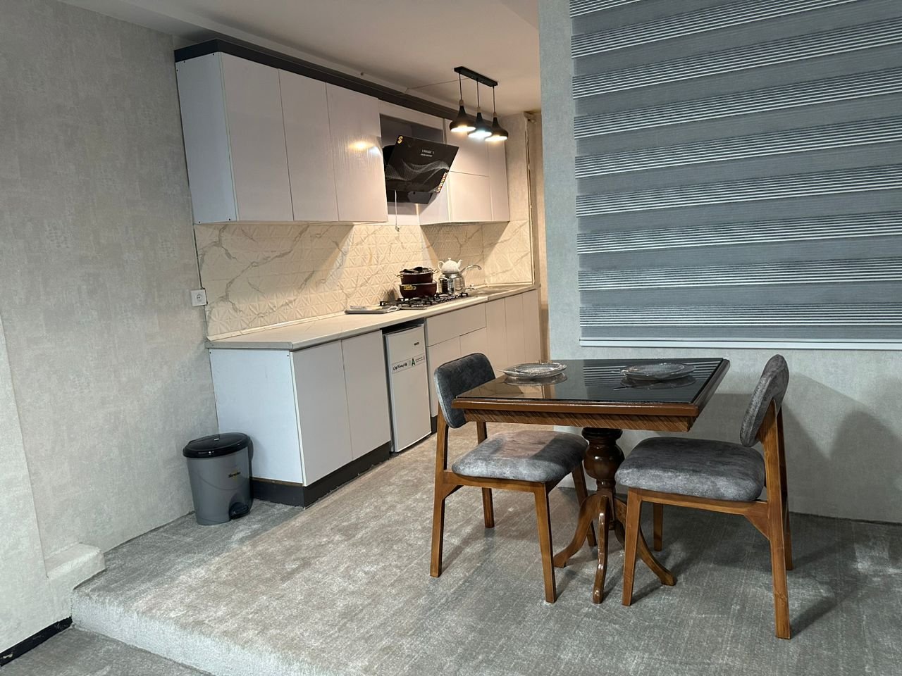 یک خوابه لاله شرقی جنت آباد 4