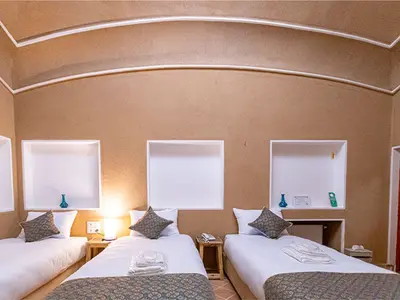 اقامتگاه سنتی سرای قجر - واحد 105