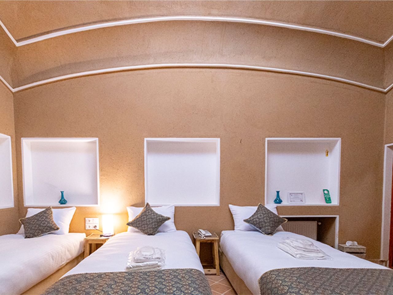 اقامتگاه سنتی سرای قجر - واحد 105