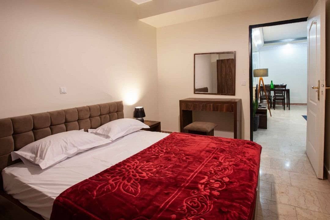 دوخوابه دور از خانه بلوار کشاورز 2