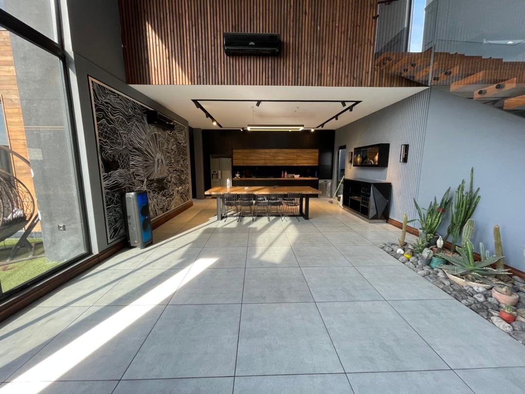 ویلا چهارخوابه  لبخند