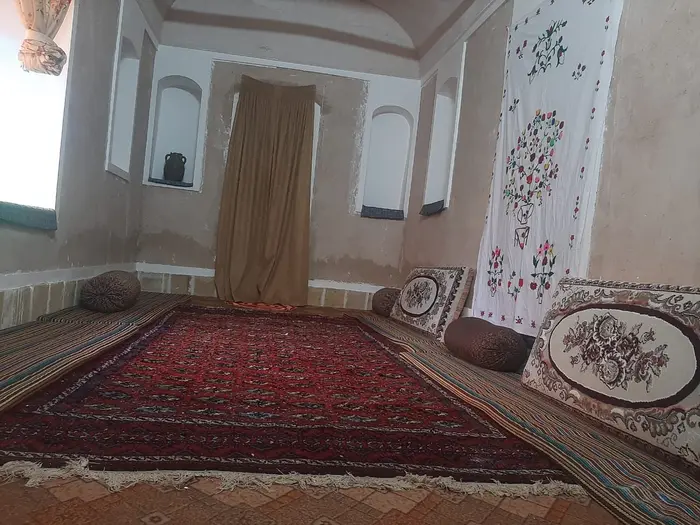 بوم گردی خانه عرفانی - واحد 4