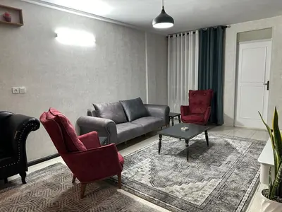 آپارتمان یک خوابه لاله شرقی جنت آباد 14