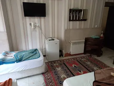 مسافرخانه آراز - واحد چهارتخته ۴ میدان انقلاب