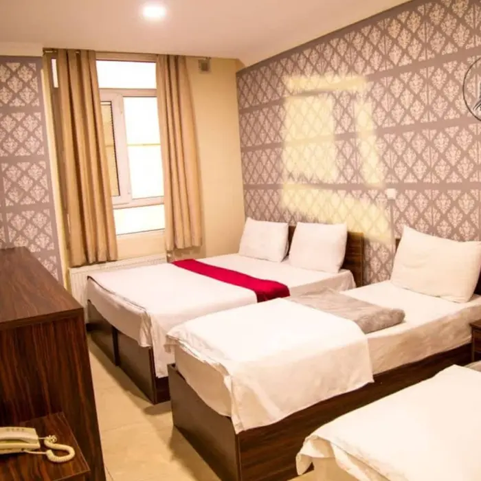 مسافرخانه نیکان مهر - واحد چهارتخته 306