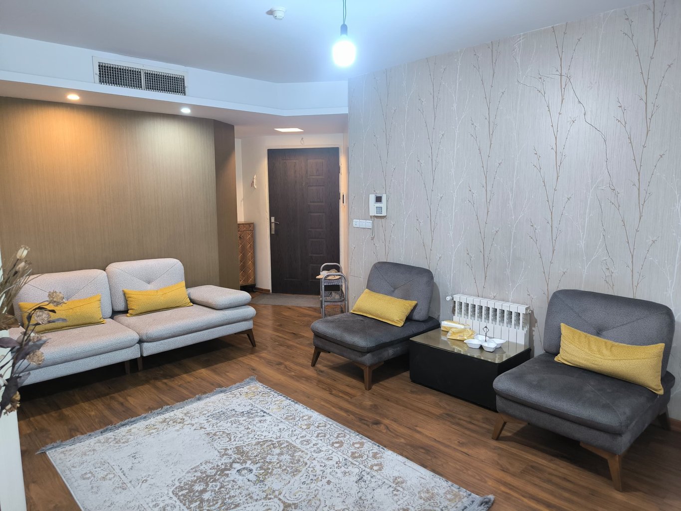 آپارتمان یک خوابه ارکیده 2 پونک