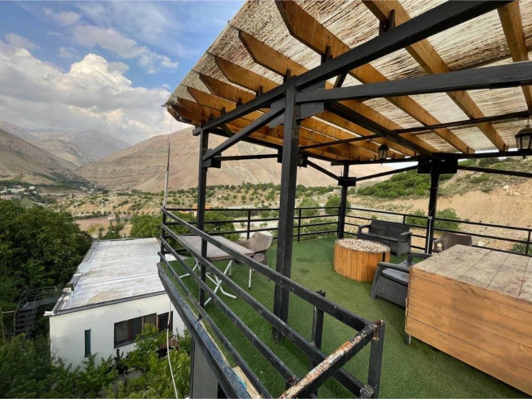 ویلا دوخوابه کوهستانی استخردار آبگرم اوشان