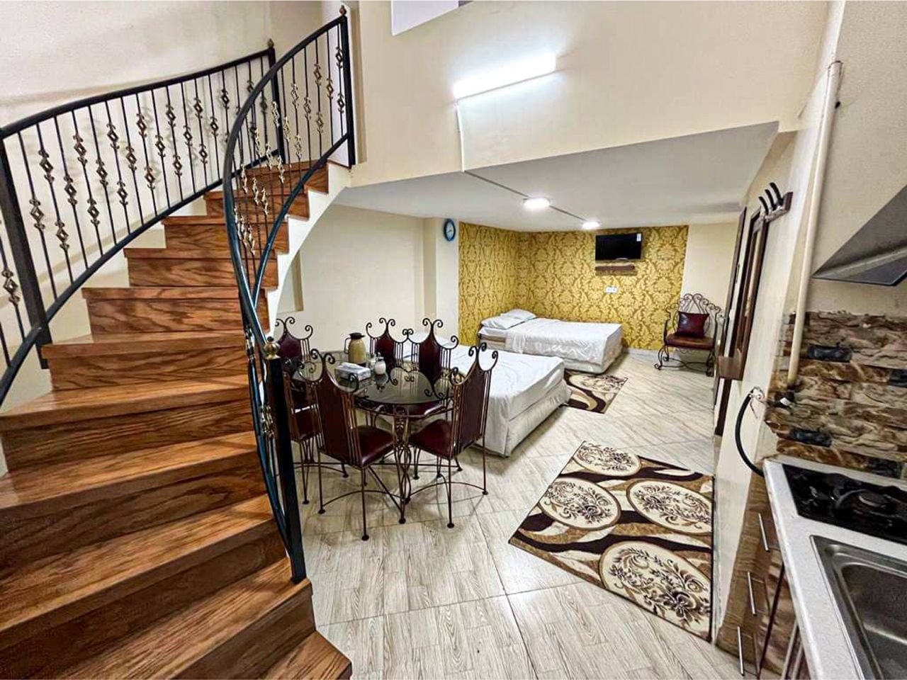 مجتمع اقامتی هتل آپارتمان ادیان - دوبلکس ویژه 102