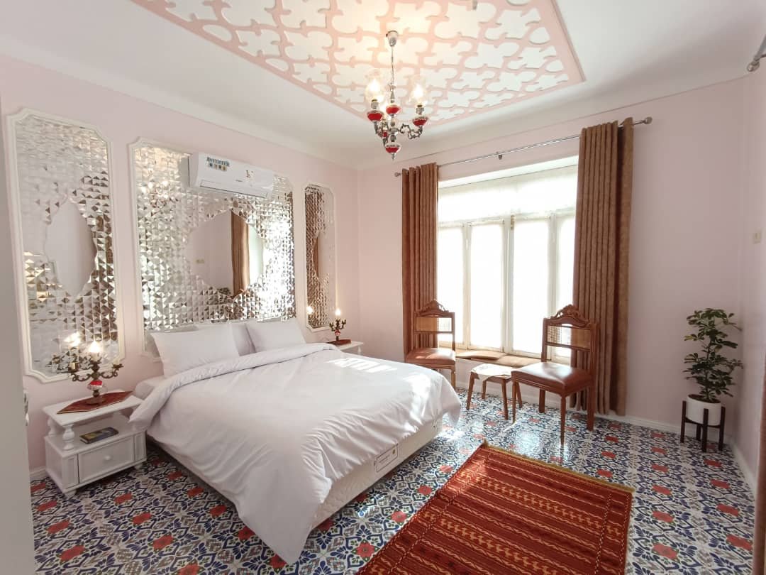 اقامتگاه سنتی اصالت - واحد ماه نشین