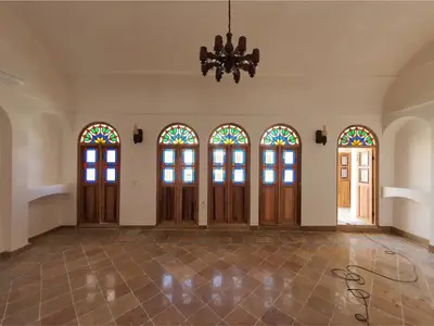 اقامتگاه سنتی افصح الدوله خانه قجری - واحد خوش نشین