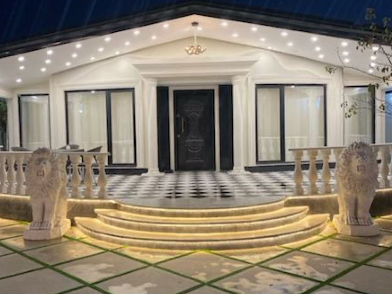 ویلا دوخوابه استخردار آبگرم آتلیه ناب