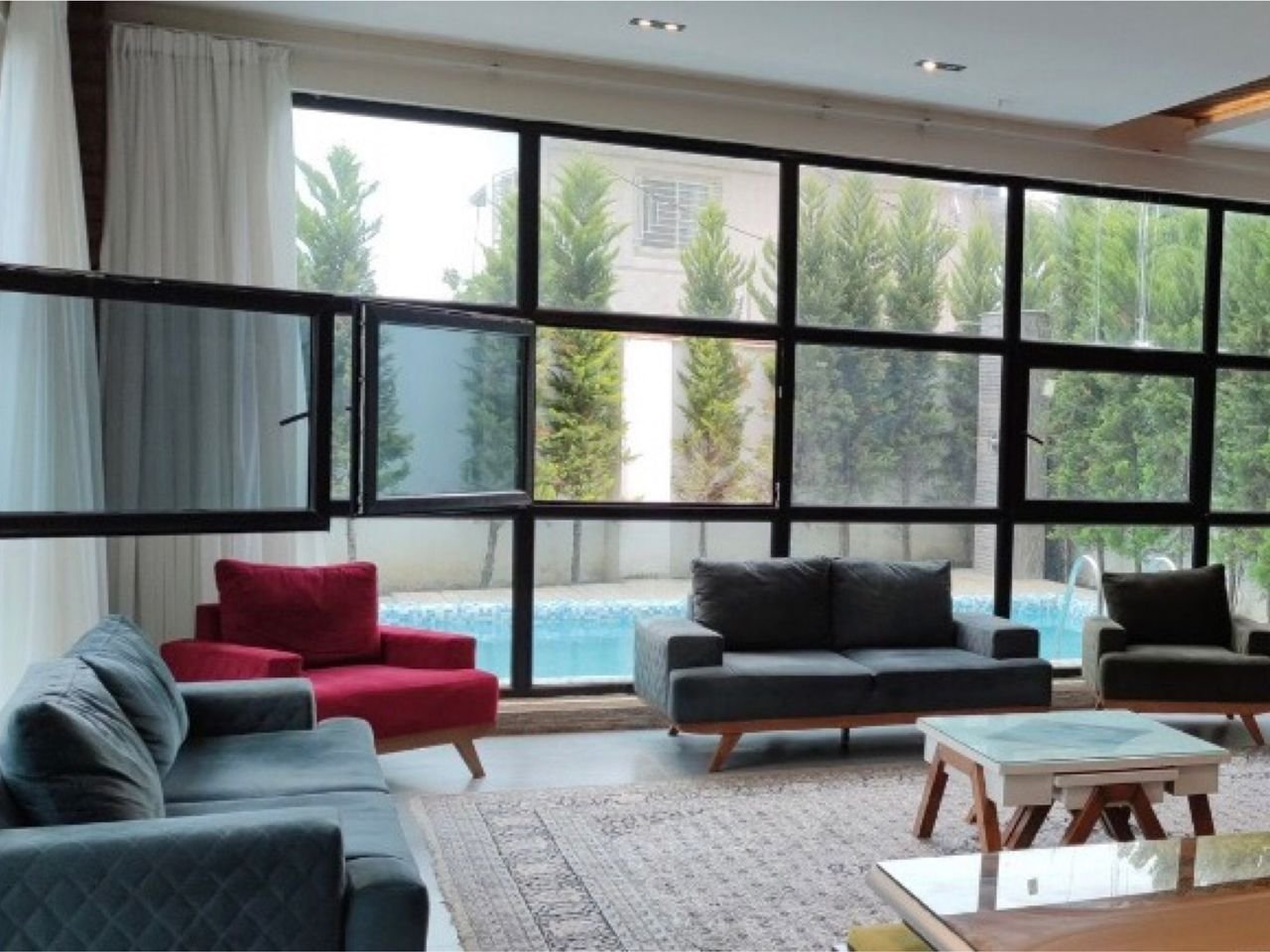 ویلا پنج خوابه استخردار آبگرم حمید