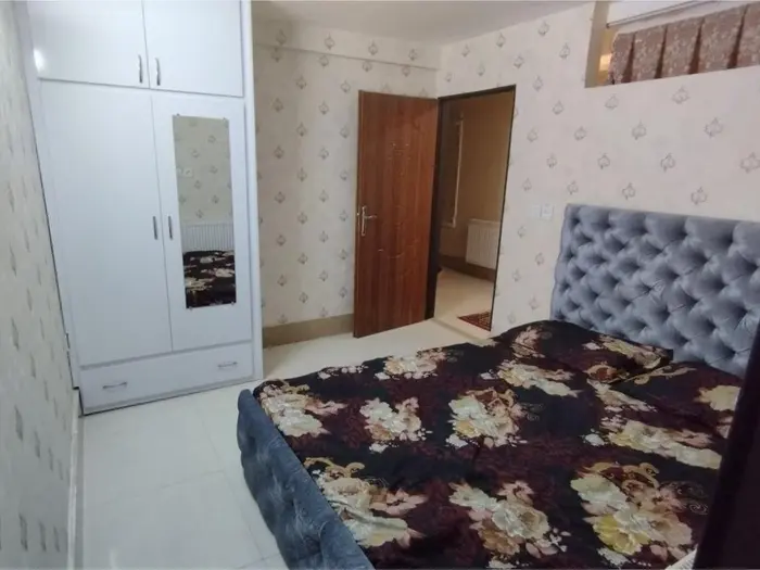 آپارتمان یک خوابه چمن 20