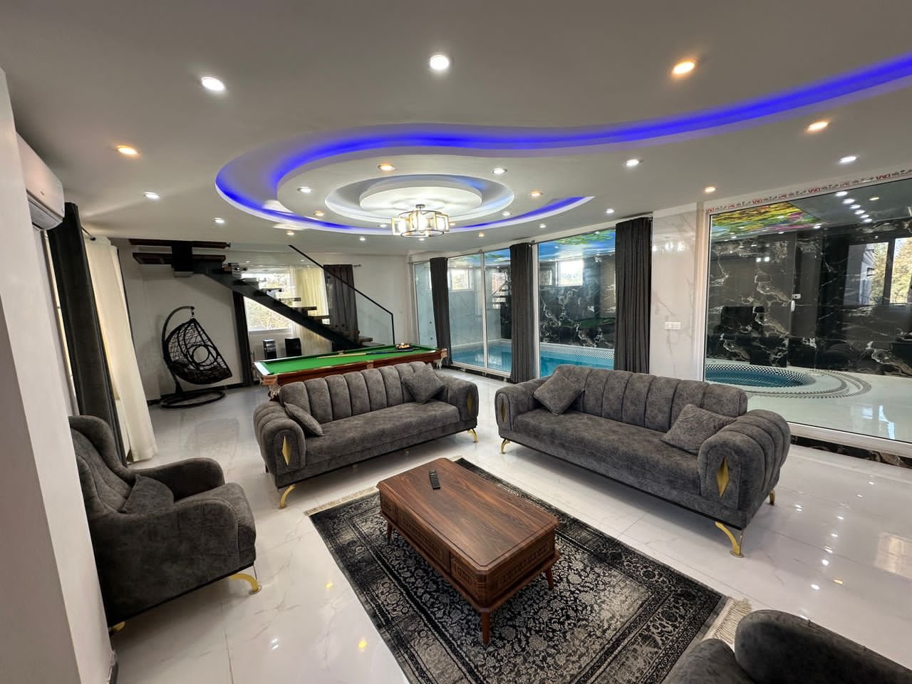 ویلا سه خوابه استخردار آبگرم طراوت