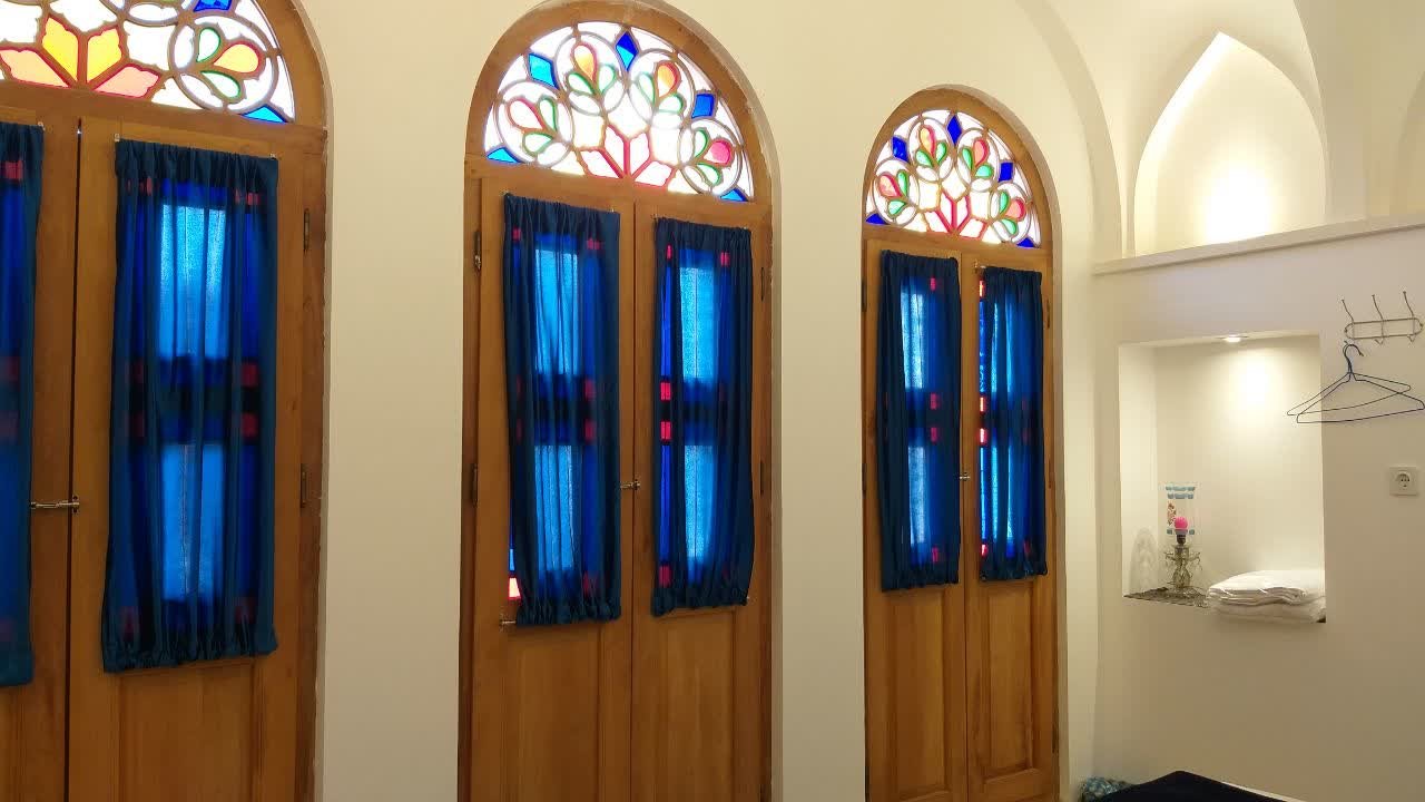 دلنواز کاشان - واحد ۵ مهین دخت