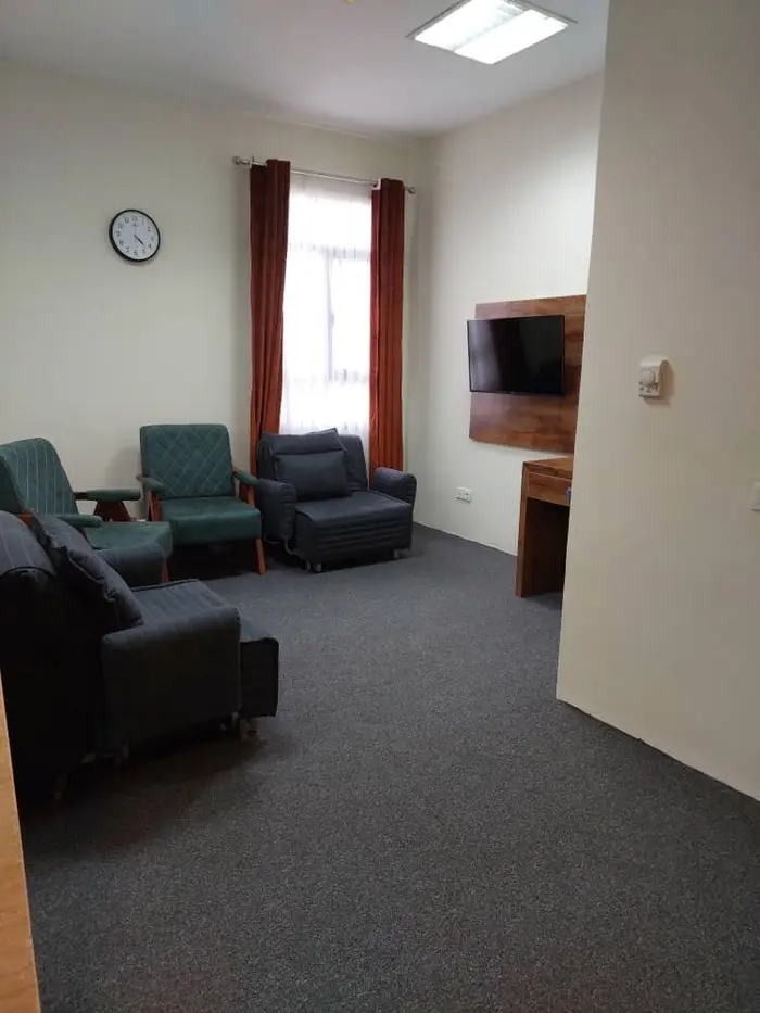 مجتمع اقامتگاهی یک خوابه آستانه - واحد سه تخته 1