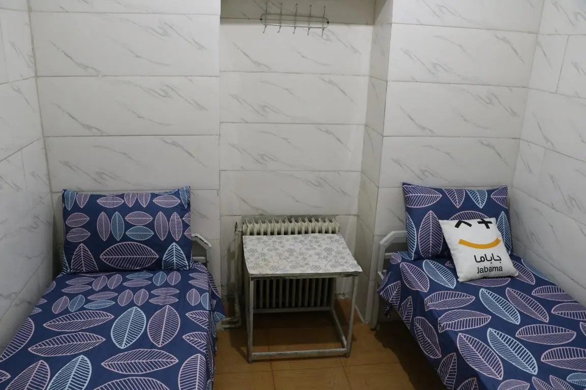 مسافرخانه تابش - واحد دوتخته ناصرخسرو 4